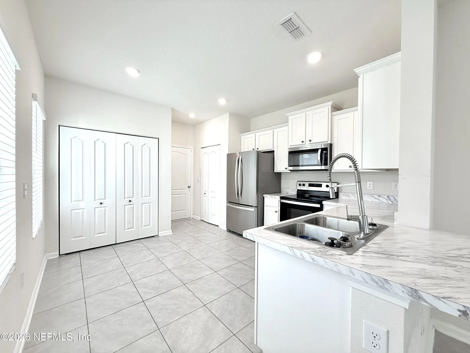 7670 Legacy Trail Jacksonville FL 32256