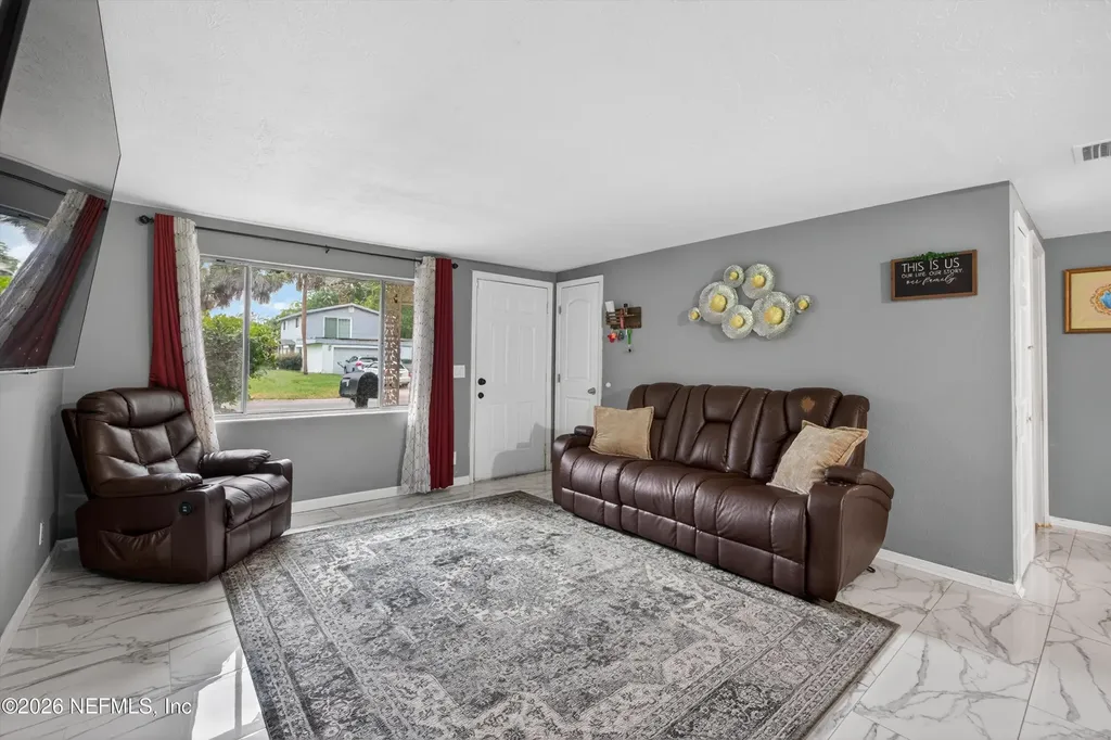 7221 Dostie Drive Jacksonville FL 32209