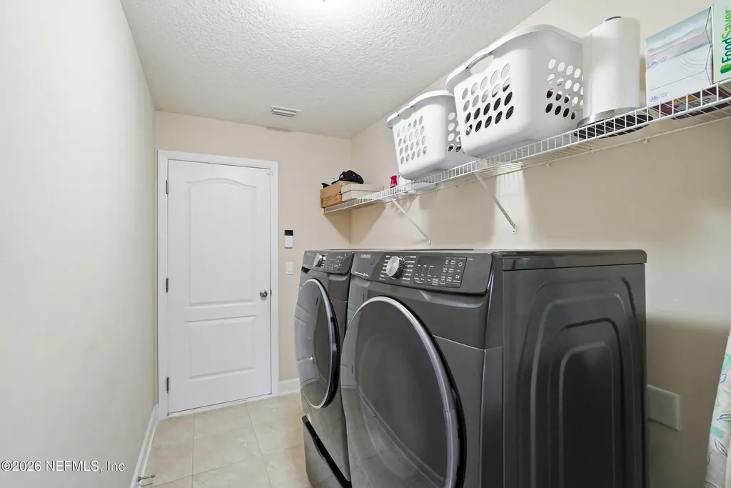2009 Wedge Court Green Cove Springs FL 32043