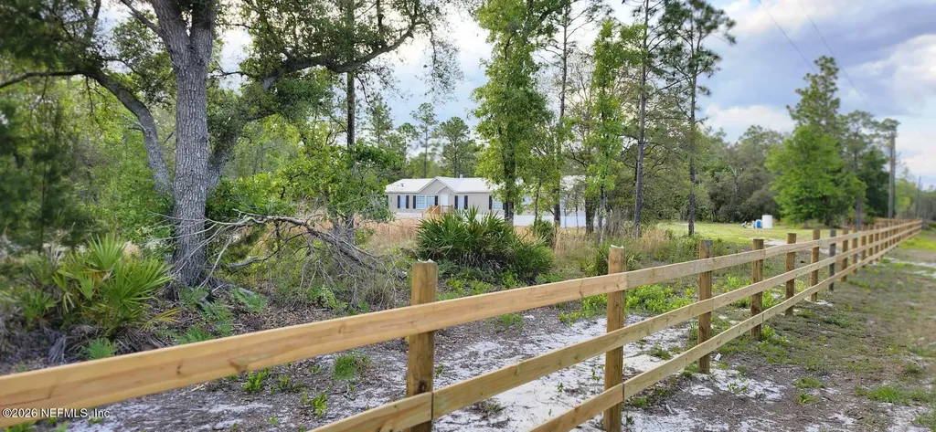 113 Blue Jay Trail Palatka FL 32177
