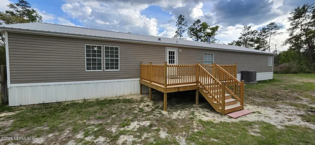 113 Blue Jay Trail Palatka FL 32177