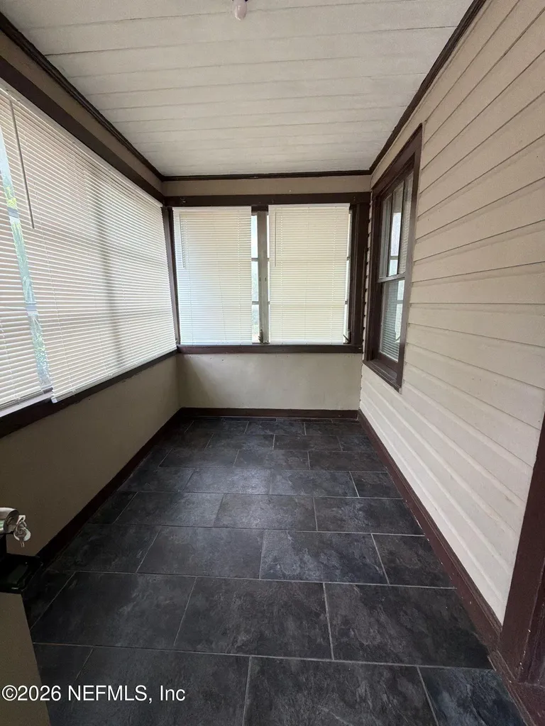 2052 W 17th Street Jacksonville FL 32209