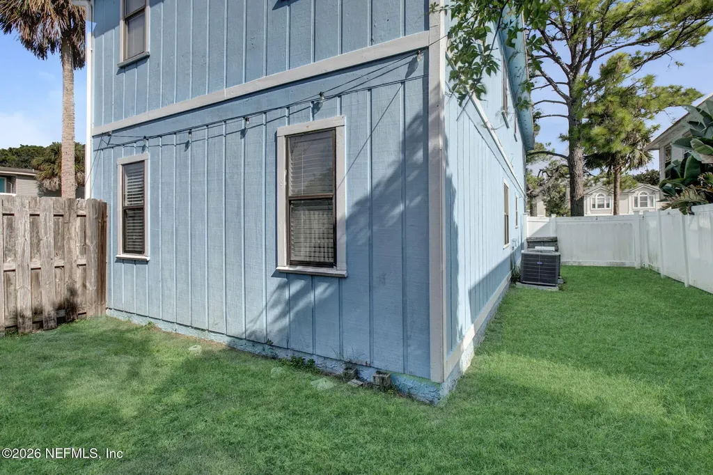 725 7th Avenue S Jacksonville Beach FL 32250