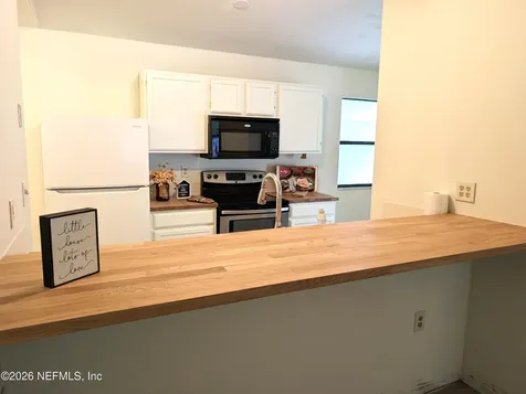 116 Biscayne Drive Florahome FL 32140