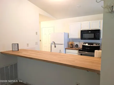 116 Biscayne Drive Florahome FL 32140