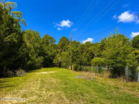 116 Biscayne Drive Florahome FL 32140