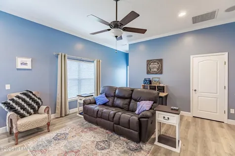 429 Twin Oaks Lane St. Johns FL 32259