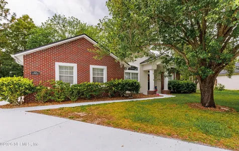 429 Twin Oaks Lane St. Johns FL 32259