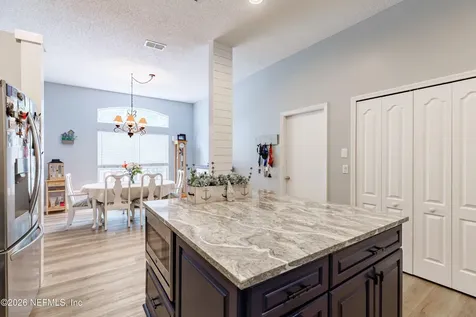 429 Twin Oaks Lane St. Johns FL 32259