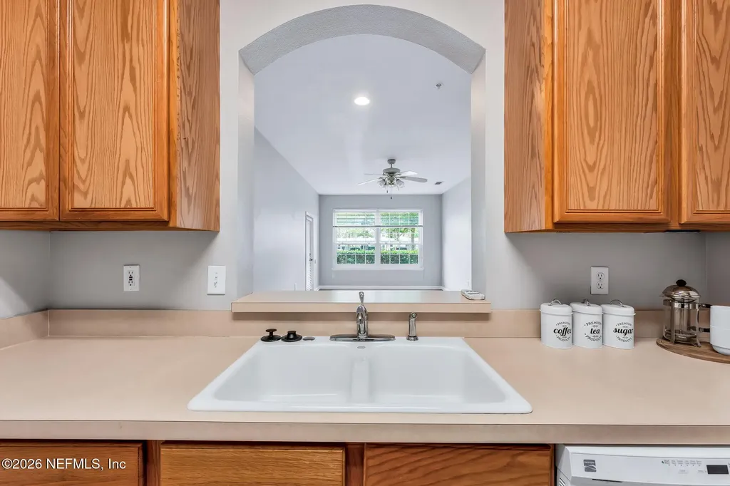 7990 Baymeadows Road E Jacksonville FL 32256