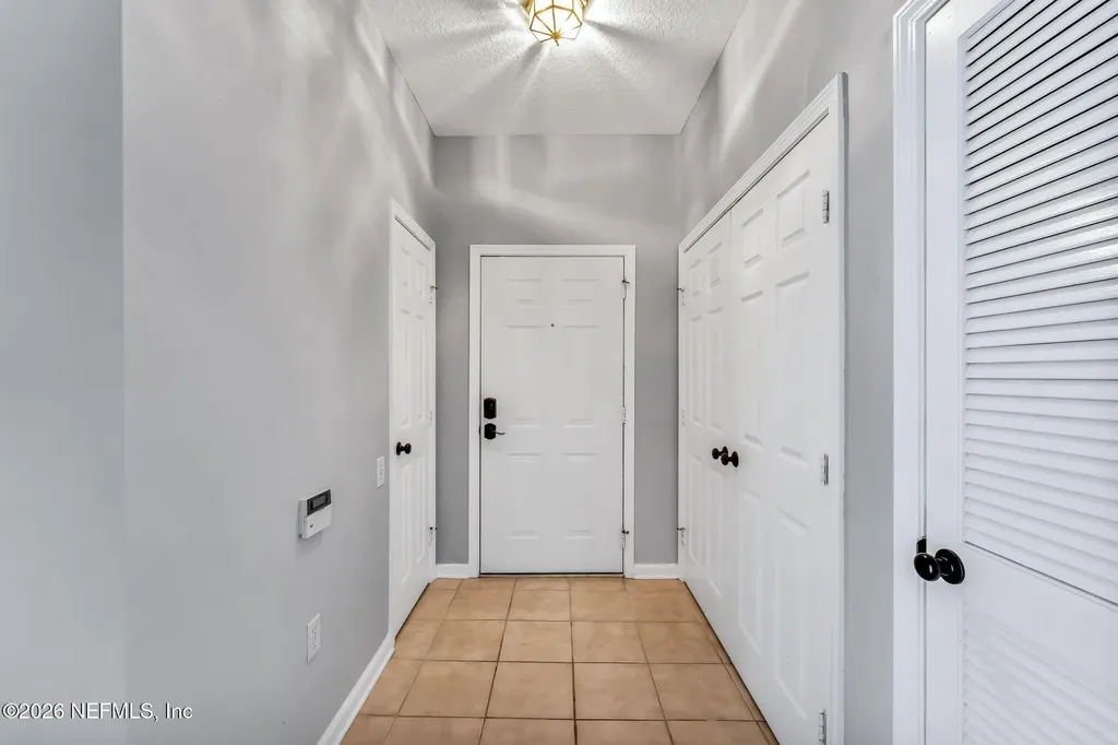 7990 Baymeadows Road E Jacksonville FL 32256