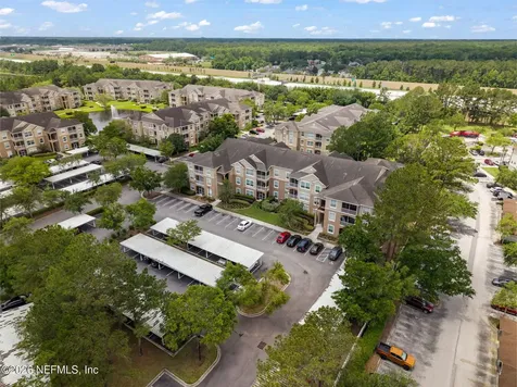 7990 Baymeadows Road E Jacksonville FL 32256