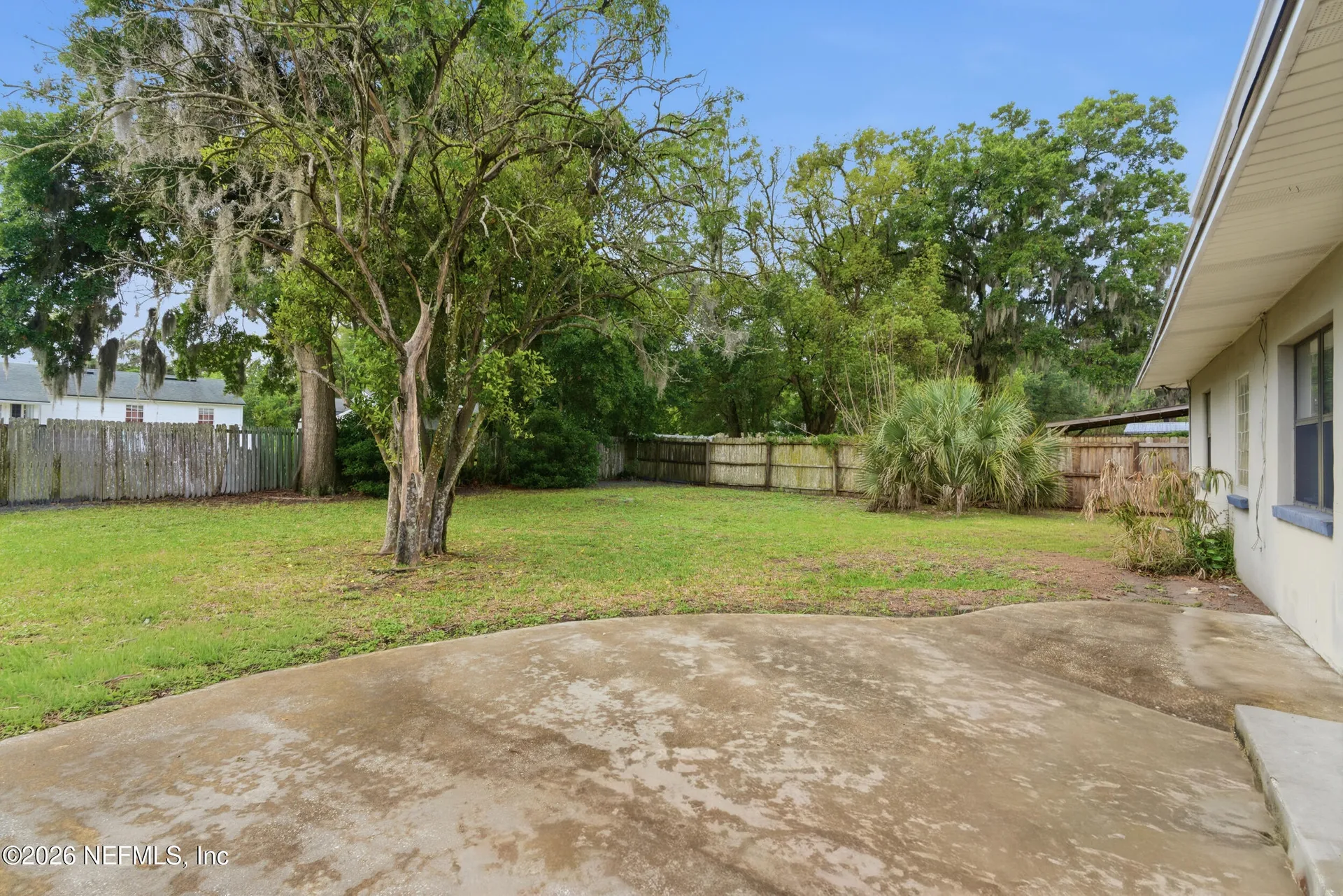 6104 Robbins Circle S Jacksonville FL 32211