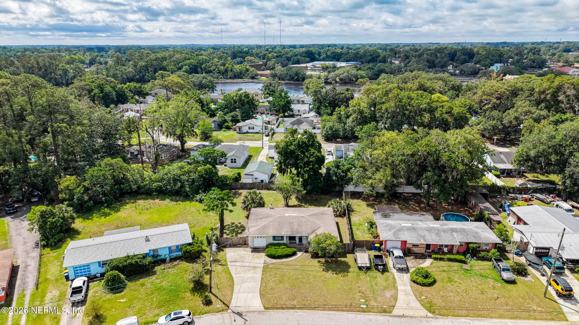 6104 Robbins Circle S Jacksonville FL 32211