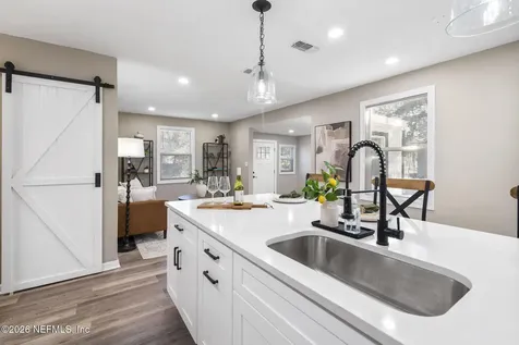 4318 Kingsbury Street Jacksonville FL 32205
