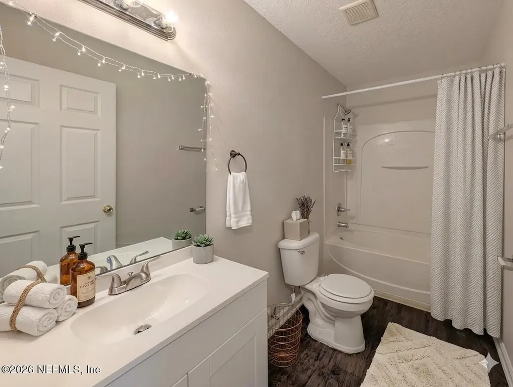 1242 Lake Shore Boulevard Jacksonville FL 32205