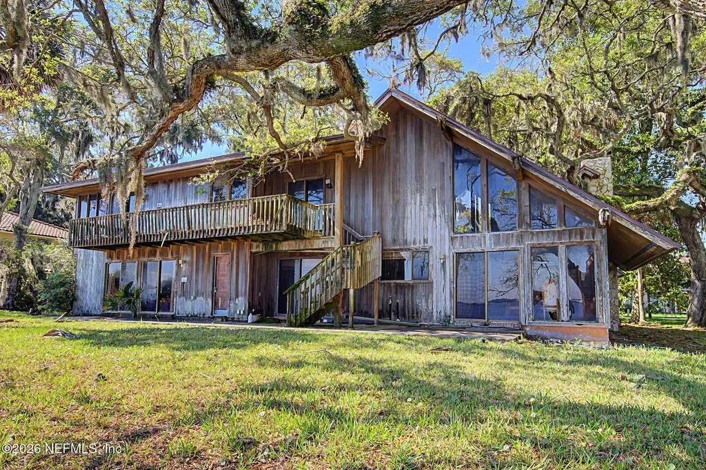 5457 River Trail Road N Jacksonville FL 32277