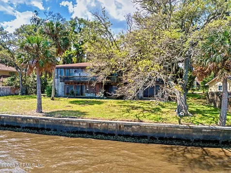 5457 River Trail Road N Jacksonville FL 32277