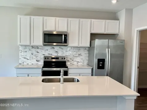 14750 Cashew Avenue Jacksonville FL 32218