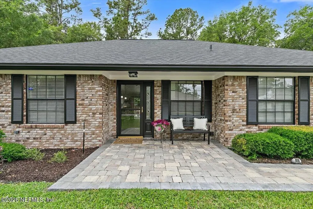 4345 Apple Tree Place Jacksonville FL 32258