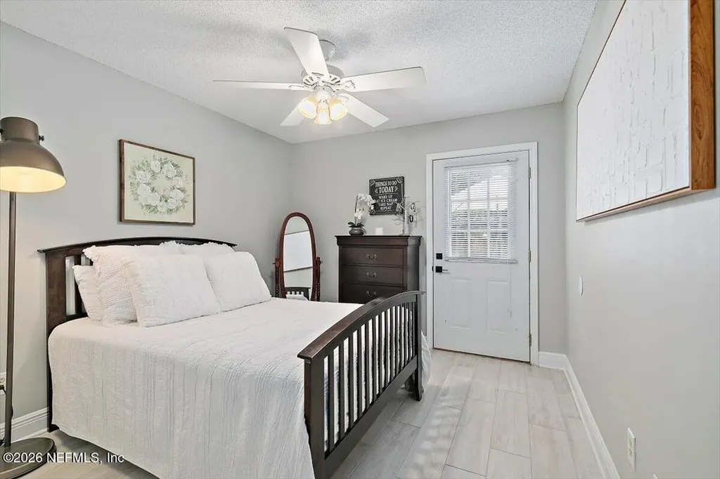 4345 Apple Tree Place Jacksonville FL 32258