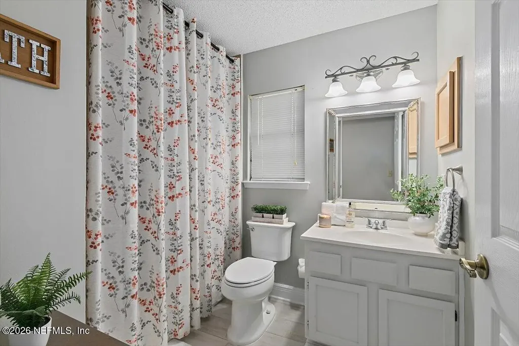 4345 Apple Tree Place Jacksonville FL 32258