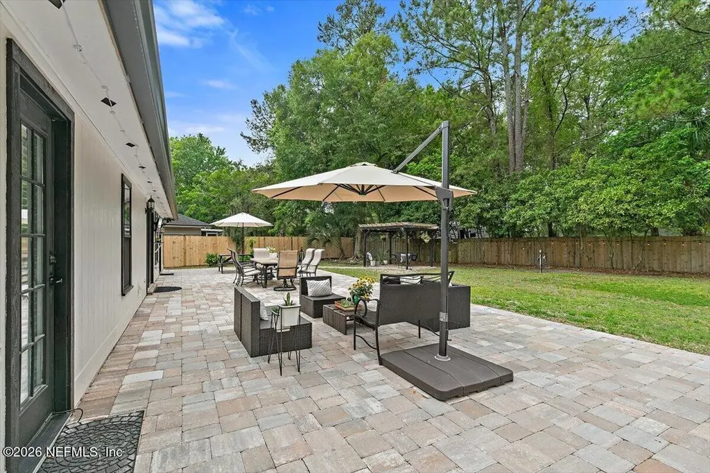 4345 Apple Tree Place Jacksonville FL 32258