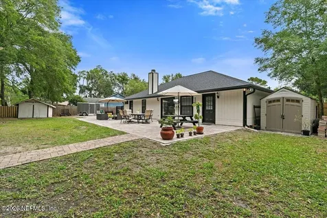 4345 Apple Tree Place Jacksonville FL 32258