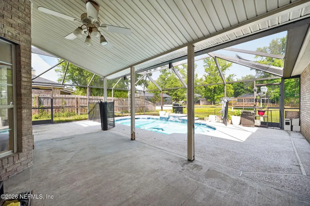 1819 The Glades Road Middleburg FL 32068
