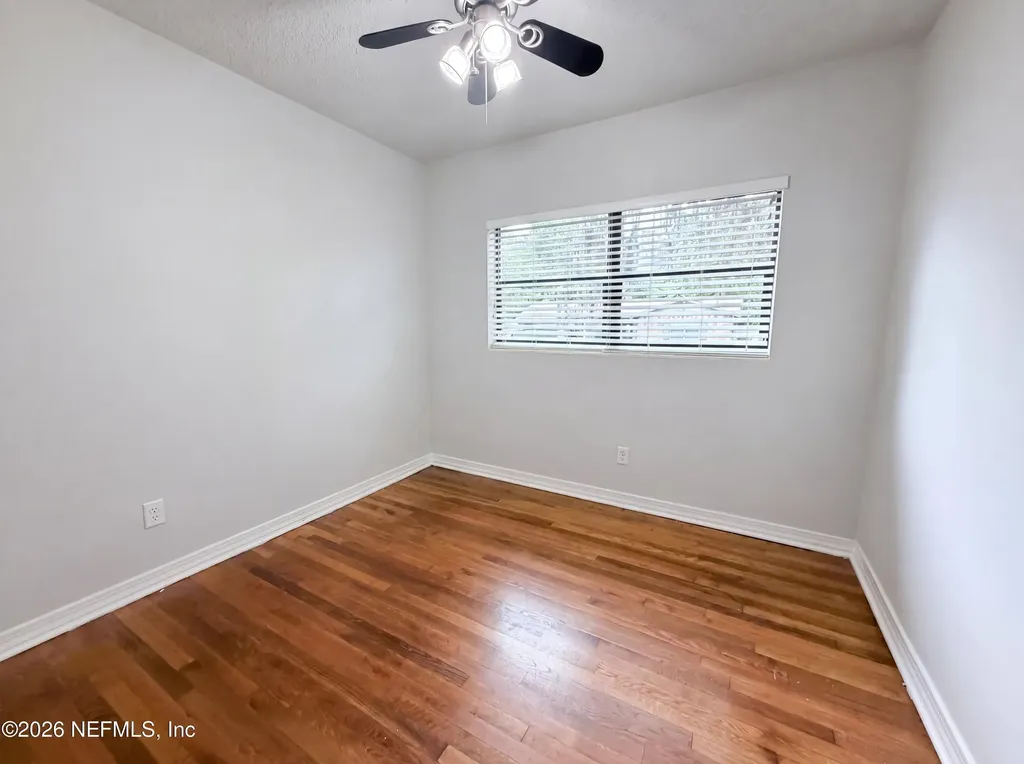 2020 Cherry Lane Palatka FL 32177
