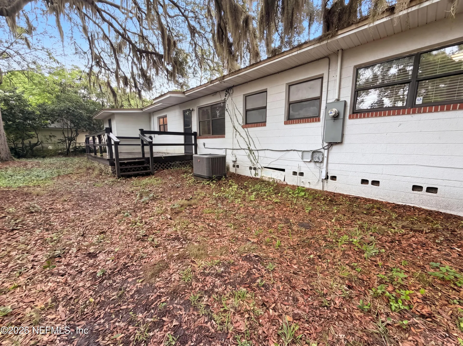2020 Cherry Lane Palatka FL 32177