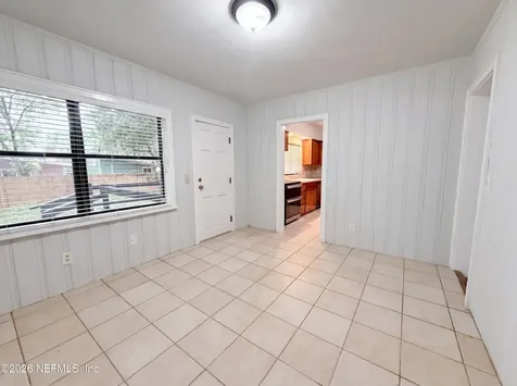2020 Cherry Lane Palatka FL 32177