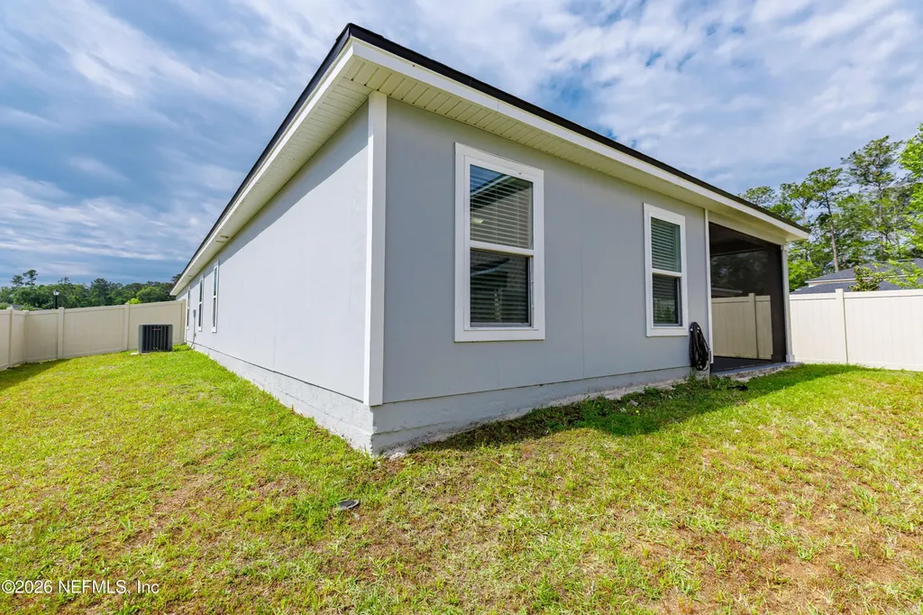 7705 Peace Lane Jacksonville FL 32210