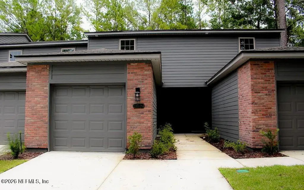 4152 Quiet Creek Loop Middleburg FL 32068