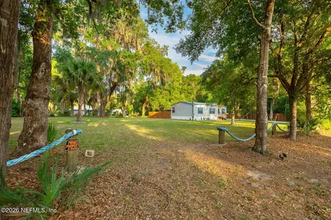 300 7th Avenue Welaka FL 32193