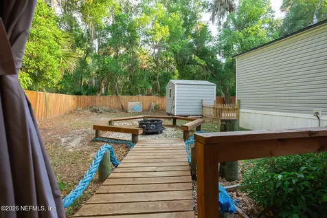 300 7th Avenue Welaka FL 32193