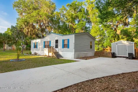 300 7th Avenue Welaka FL 32193