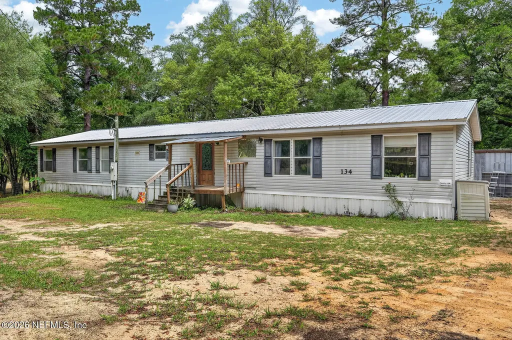 134 Windy Hills Road Hawthorne FL 32640