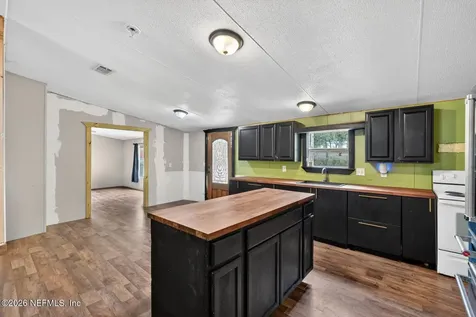 134 Windy Hills Road Hawthorne FL 32640