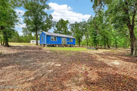 134 Windy Hills Road Hawthorne FL 32640