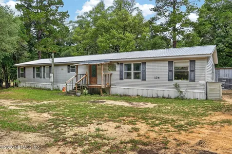 134 Windy Hills Road Hawthorne FL 32640