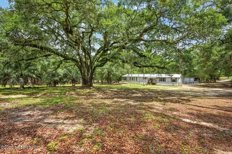 134 Windy Hills Road Hawthorne FL 32640