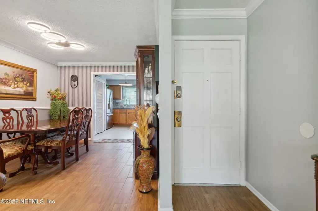 4915 Baymeadows Road Jacksonville FL 32217