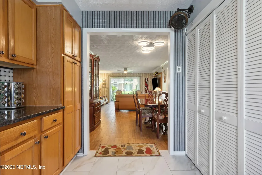 4915 Baymeadows Road Jacksonville FL 32217