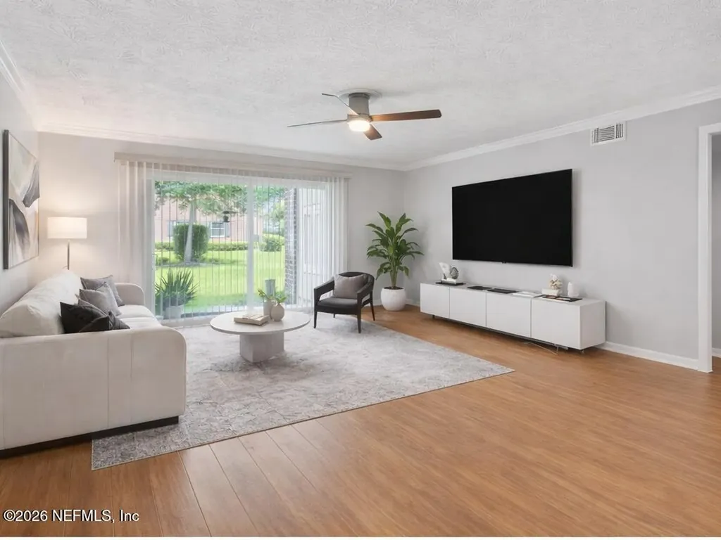 4915 Baymeadows Road Jacksonville FL 32217