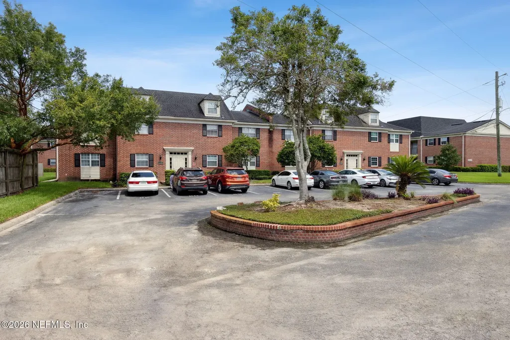 4915 Baymeadows Road Jacksonville FL 32217