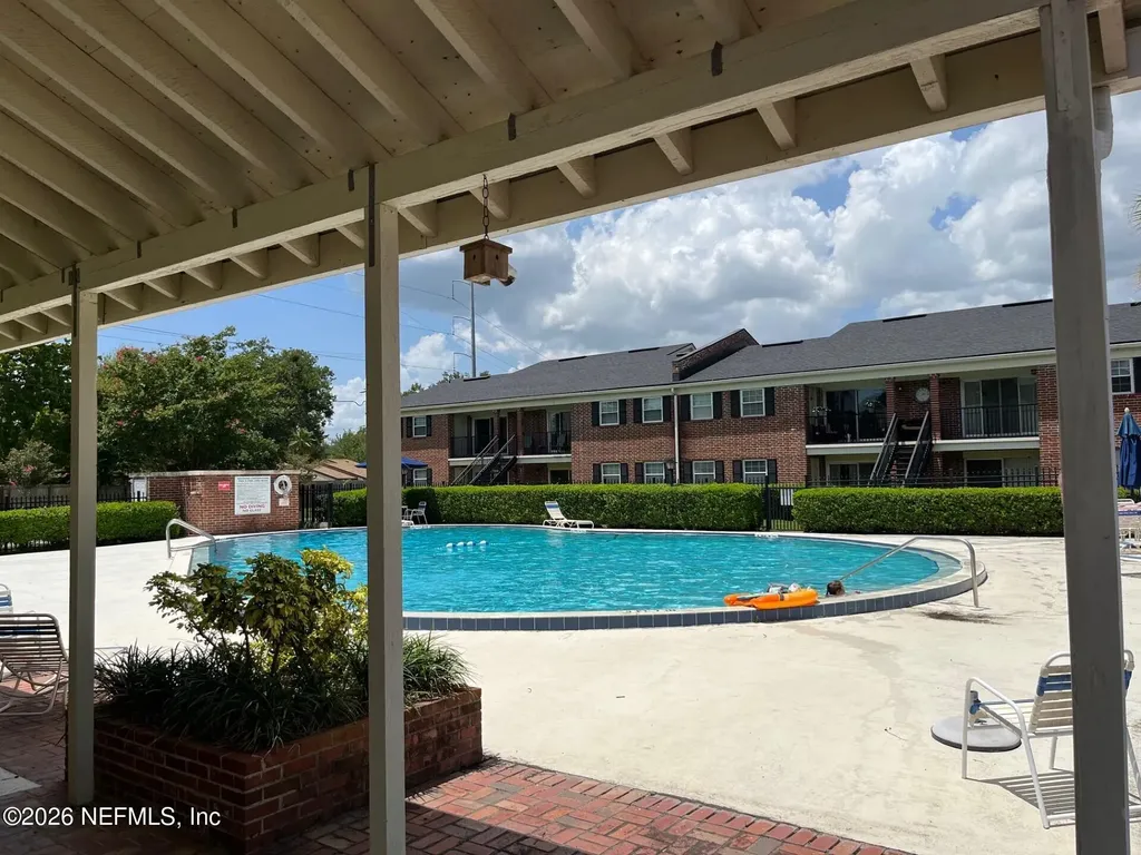 4915 Baymeadows Road Jacksonville FL 32217