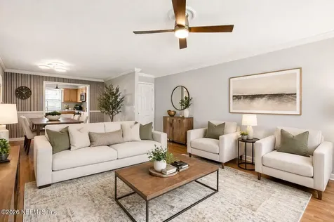 4915 Baymeadows Road Jacksonville FL 32217