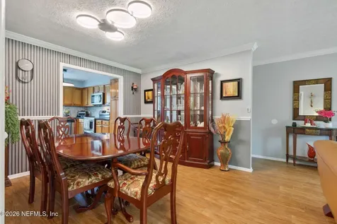 4915 Baymeadows Road Jacksonville FL 32217