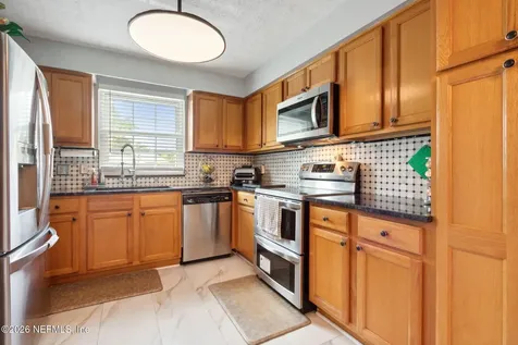 4915 Baymeadows Road Jacksonville FL 32217